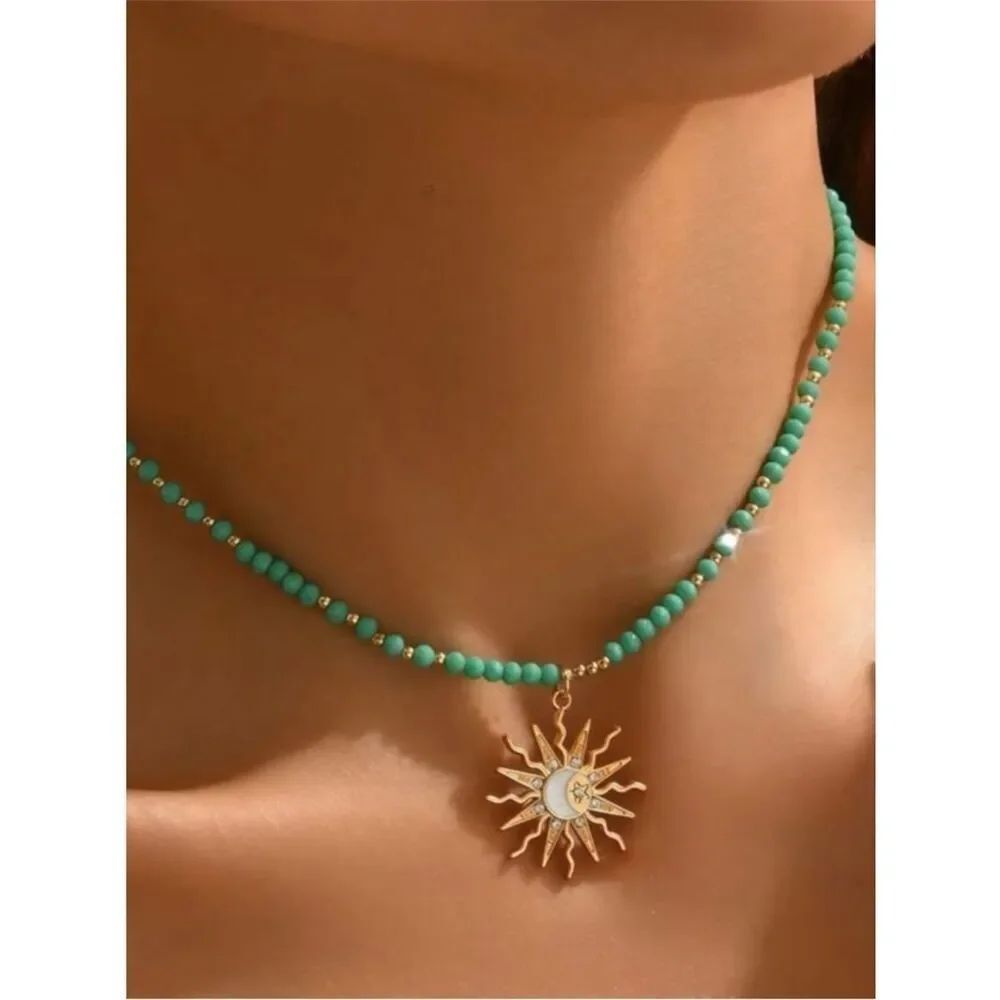 Turquoise Sun Pendant Necklace R44 - Picture 1 of 3
